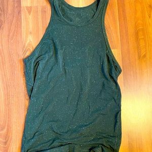 Green lululemon tank